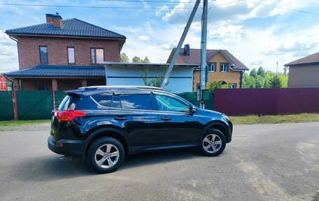 Toyota RAV4, 2015 год, 1 930 000 рублей, 3 фотография