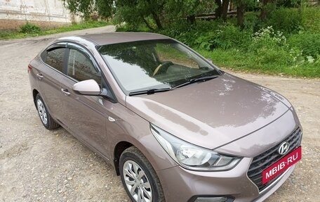 Hyundai Solaris II рестайлинг, 2019 год, 1 370 000 рублей, 2 фотография