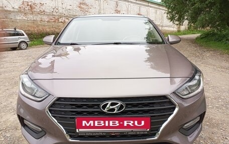 Hyundai Solaris II рестайлинг, 2019 год, 1 370 000 рублей, 4 фотография