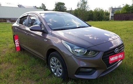 Hyundai Solaris II рестайлинг, 2019 год, 1 370 000 рублей, 10 фотография