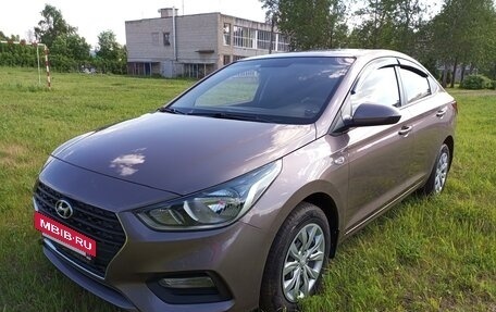 Hyundai Solaris II рестайлинг, 2019 год, 1 370 000 рублей, 9 фотография