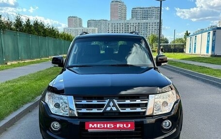 Mitsubishi Pajero IV, 2013 год, 2 280 000 рублей, 2 фотография