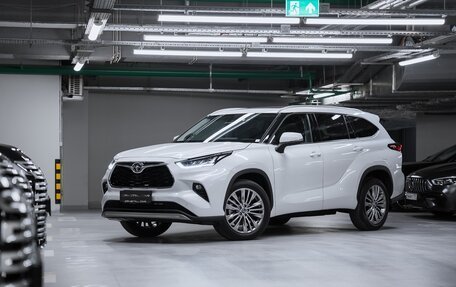 Toyota Highlander, 2024 год, 6 860 000 рублей, 7 фотография