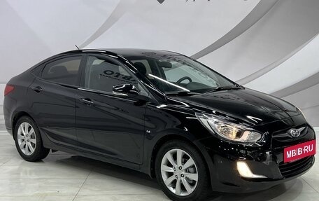 Hyundai Solaris II рестайлинг, 2012 год, 998 000 рублей, 3 фотография