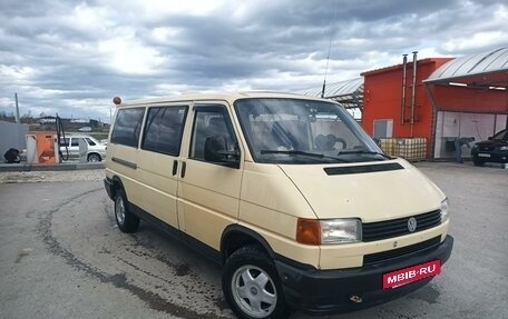 Volkswagen Transporter T4, 1995 год, 650 000 рублей, 4 фотография