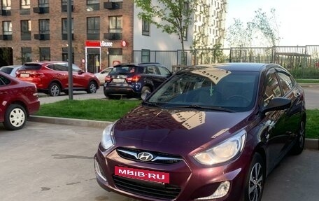 Hyundai Solaris II рестайлинг, 2013 год, 865 000 рублей, 2 фотография