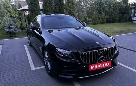 Mercedes-Benz E-Класс, 2017 год, 3 350 000 рублей, 2 фотография