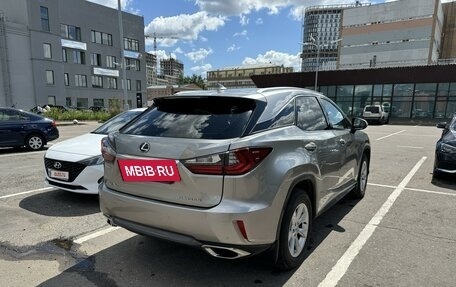 Lexus RX IV рестайлинг, 2016 год, 3 550 000 рублей, 4 фотография