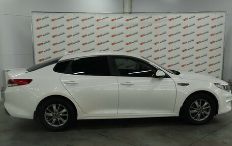 KIA Optima IV, 2017 год, 1 900 000 рублей, 2 фотография