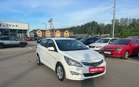 Hyundai Solaris II рестайлинг, 2014 год, 950 000 рублей, 3 фотография