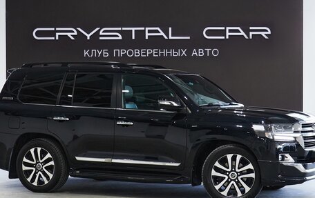 Toyota Land Cruiser 200, 2018 год, 7 300 000 рублей, 6 фотография