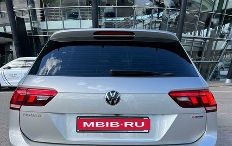 Volkswagen Tiguan II, 2020 год, 2 950 000 рублей, 4 фотография