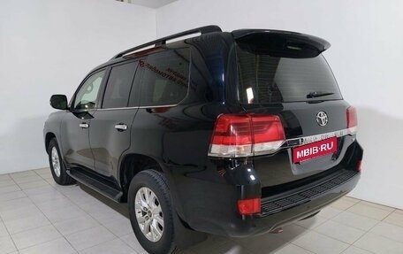 Toyota Land Cruiser 200, 2016 год, 6 450 000 рублей, 3 фотография