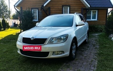 Skoda Octavia, 2012 год, 895 000 рублей, 3 фотография