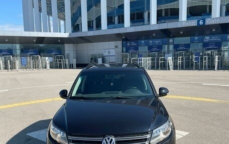 Volkswagen Tiguan I, 2012 год, 1 000 000 рублей, 2 фотография