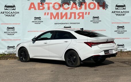 Hyundai Elantra, 2022 год, 2 700 000 рублей, 3 фотография