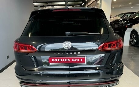 Volkswagen Touareg III, 2018 год, 4 850 000 рублей, 5 фотография