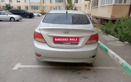 Hyundai Solaris II рестайлинг, 2013 год, 650 000 рублей, 5 фотография