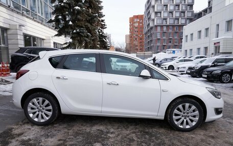 Opel Astra J, 2013 год, 859 999 рублей, 5 фотография