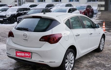 Opel Astra J, 2013 год, 859 999 рублей, 6 фотография