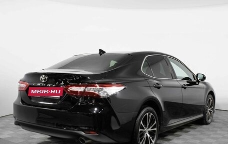 Toyota Camry, 2019 год, 2 800 000 рублей, 5 фотография