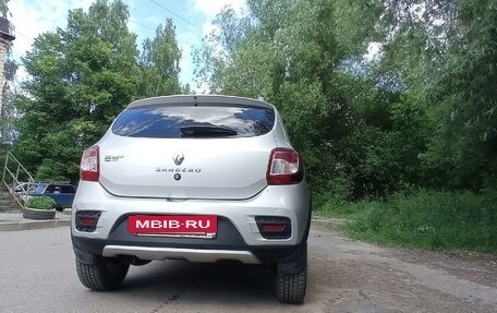 Renault Sandero II рестайлинг, 2015 год, 1 200 000 рублей, 4 фотография