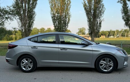 Hyundai Elantra VI рестайлинг, 2020 год, 1 730 000 рублей, 8 фотография