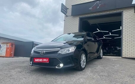 Toyota Camry, 2016 год, 1 780 000 рублей, 2 фотография