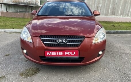 KIA cee'd I рестайлинг, 2008 год, 670 000 рублей, 2 фотография