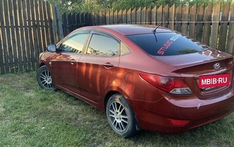 Hyundai Solaris II рестайлинг, 2013 год, 750 000 рублей, 4 фотография