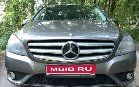 Mercedes-Benz B-Класс, 2012 год, 1 300 000 рублей, 2 фотография
