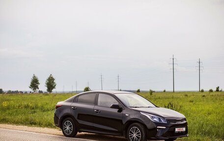 KIA Rio IV, 2018 год, 1 550 000 рублей, 6 фотография