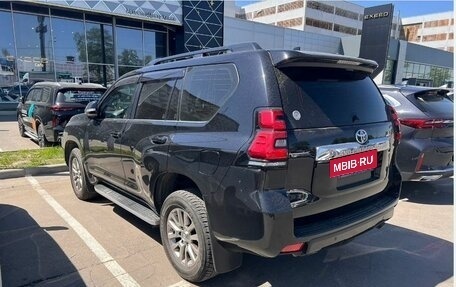 Toyota Land Cruiser Prado 150 рестайлинг 2, 2019 год, 5 199 000 рублей, 3 фотография