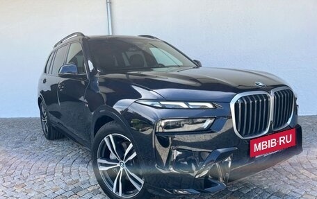 BMW X7, 2023 год, 11 829 556 рублей, 7 фотография