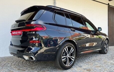 BMW X7, 2023 год, 11 829 556 рублей, 5 фотография
