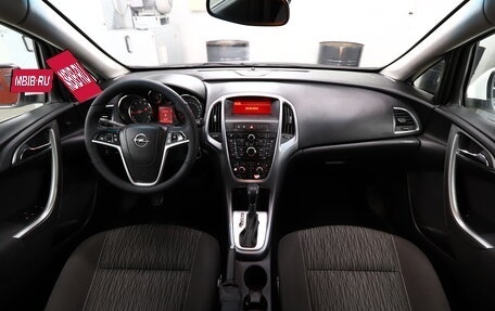 Opel Astra J, 2013 год, 950 000 рублей, 18 фотография