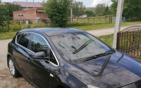 Opel Astra J, 2010 год, 850 000 рублей, 4 фотография