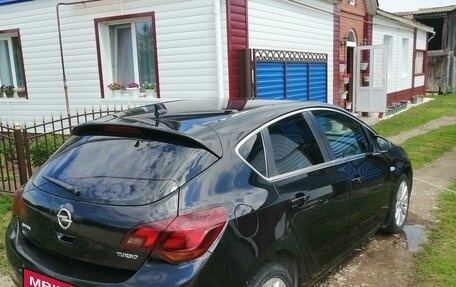 Opel Astra J, 2010 год, 850 000 рублей, 5 фотография