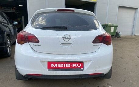 Opel Astra J, 2010 год, 710 000 рублей, 6 фотография