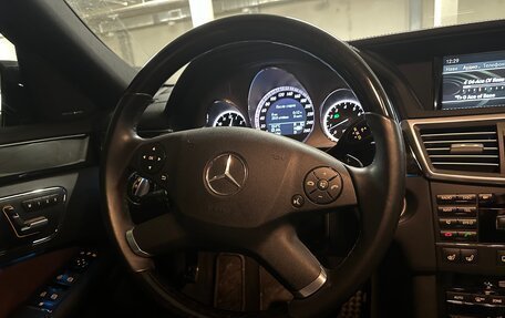 Mercedes-Benz E-Класс, 2009 год, 4 000 000 рублей, 9 фотография