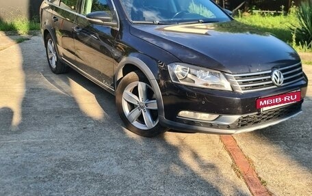 Volkswagen Passat B7, 2011 год, 1 370 000 рублей, 2 фотография