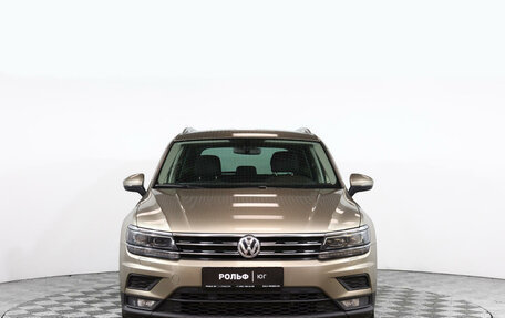 Volkswagen Tiguan II, 2018 год, 2 657 000 рублей, 2 фотография