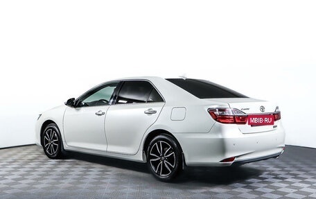 Toyota Camry, 2017 год, 2 618 000 рублей, 7 фотография