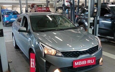 KIA Rio IV, 2021 год, 1 592 000 рублей, 2 фотография