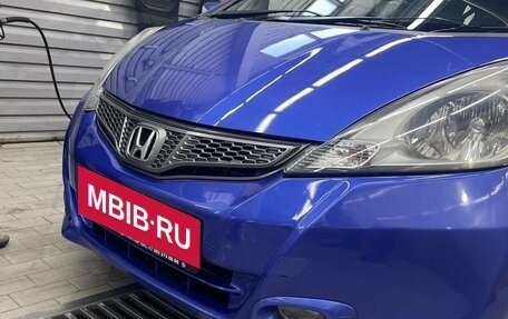 Honda Fit III, 2011 год, 899 000 рублей, 3 фотография