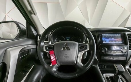 Mitsubishi Pajero Sport III рестайлинг, 2018 год, 2 835 000 рублей, 17 фотография