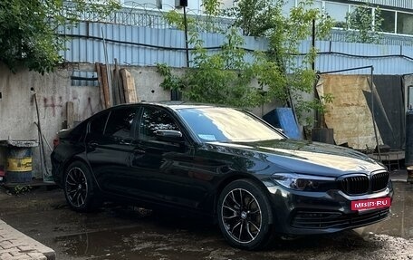 BMW 5 серия, 2019 год, 3 100 000 рублей, 4 фотография