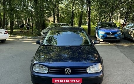 Volkswagen Golf IV, 2003 год, 550 000 рублей, 3 фотография