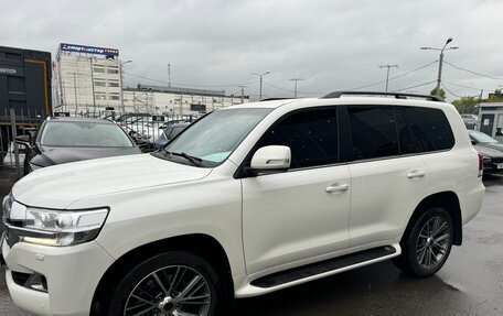 Toyota Land Cruiser 200, 2016 год, 6 700 000 рублей, 3 фотография