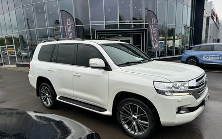 Toyota Land Cruiser 200, 2016 год, 6 700 000 рублей, 5 фотография